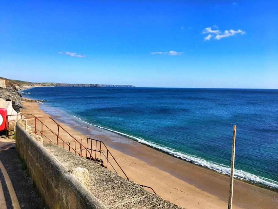 Guest In Porthleven With Private Garden Apartment
